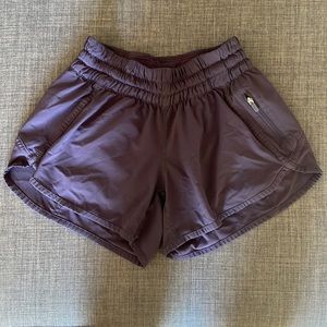 Womens dark purple Lululemon shorts (size 4, inseam 4’)